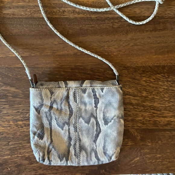 Banana Republic Snake Skin Cow Leather Crossbody Purse - Picture 2 of 5